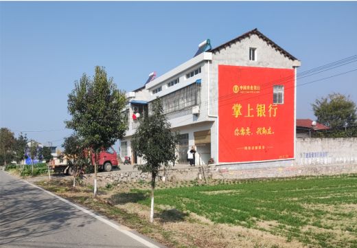 南城墙体广告具有的独特优势
